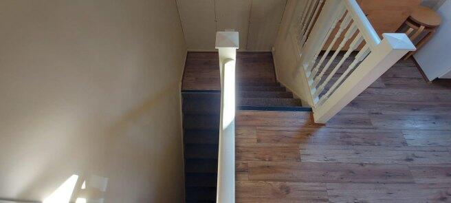 ash-grove-nw2-3ll-1049428