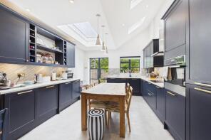 50, Rutland Road, Maidenhead SL6 4HY