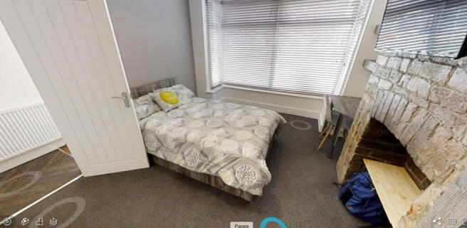 4 bed House to rent Image 6