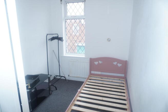 3 bed House for sale Image 11