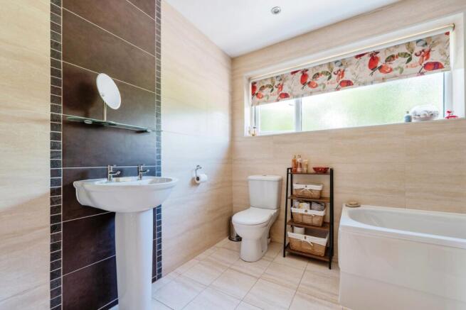 Bathroom_1
