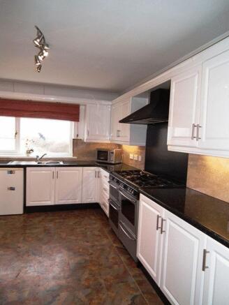 KITCHEN 9