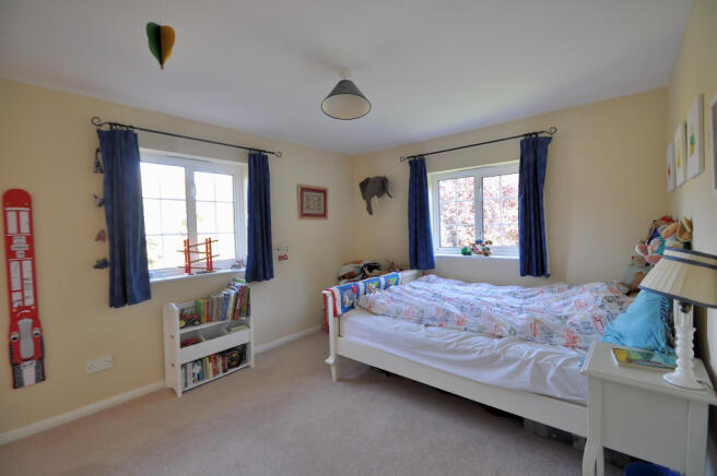 Photo 12