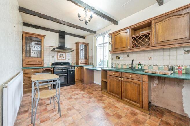 3 bed Semi-Detached for sale Image 5