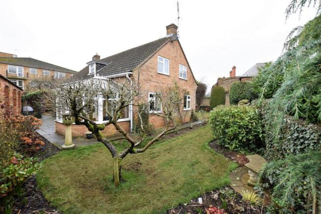 Rear Aspect & Garden