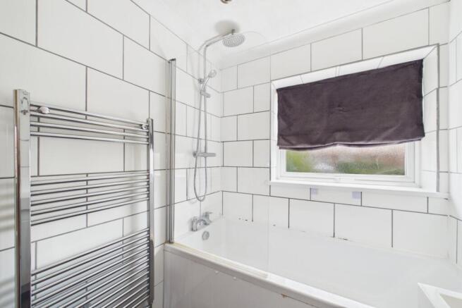 3 bed Semi-Detached for sale Image 11
