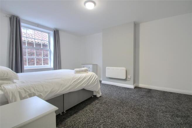 2 bed Flat for sale Image 6