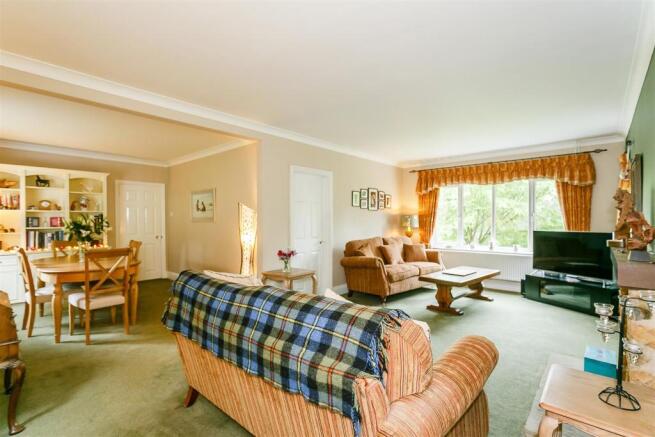 8296152-interior13.j