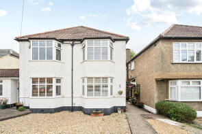 100, Lime Grove, Ruislip HA4 8RW