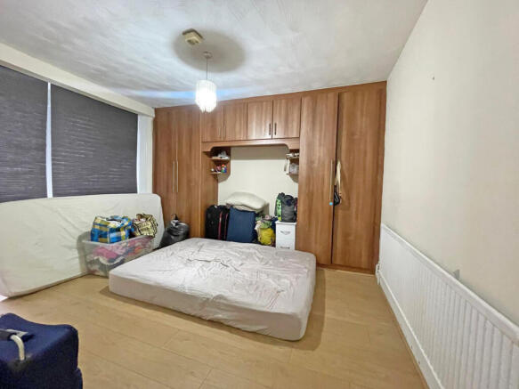 Aldborough Road South, Ilford, Essex, IG3 photo 5