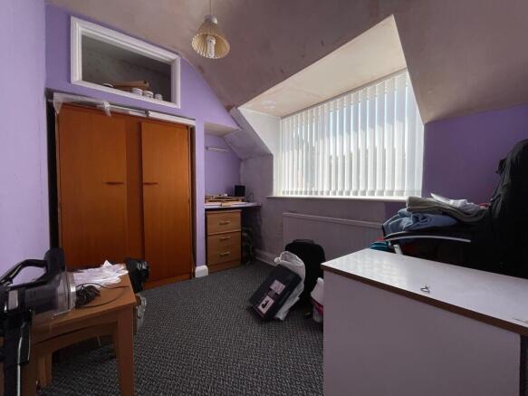 3 bed Semi-Detached for sale Image 6