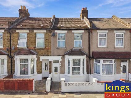 Raynham Avenue, Edmonton, N18