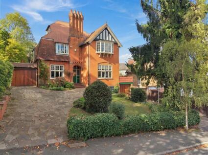 Westbury Road, Buckhurst Hill, IG9