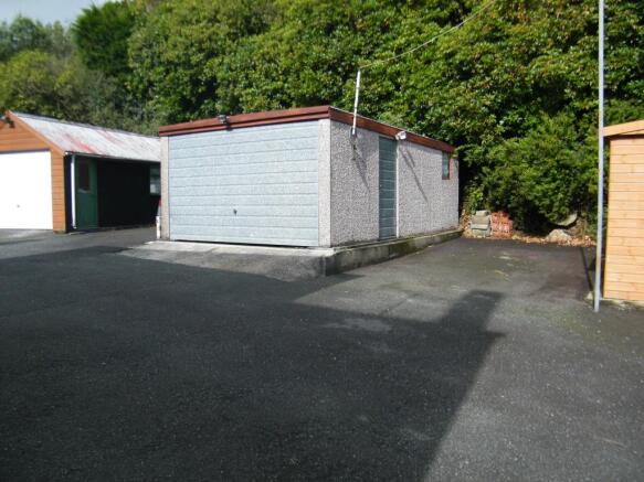 Double Garage and Pa