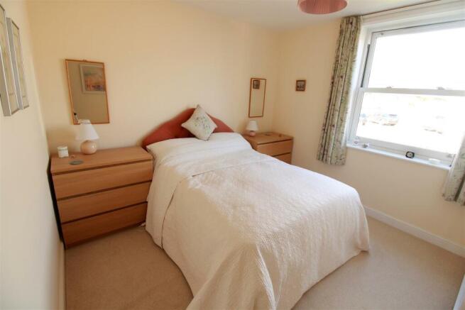Bedroom 2.jpg