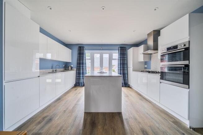 Kitchen / Diner