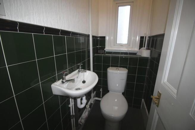 CLOAKROOM / WC