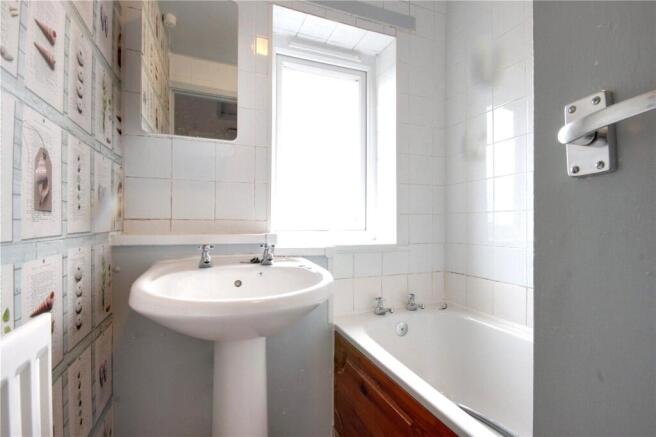 3 bed Terraced for sale Image 7