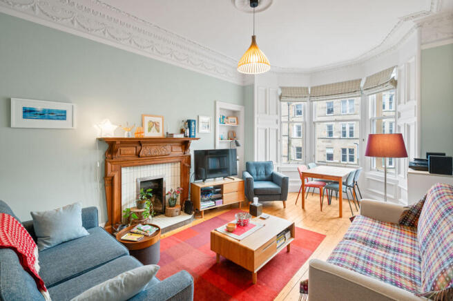 Sitting/Dining Room of 56 (Flat 3) Spottiswoode Street
