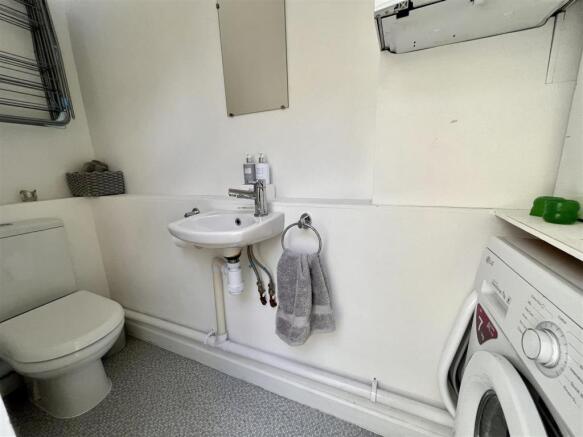 Utility/Cloakroom