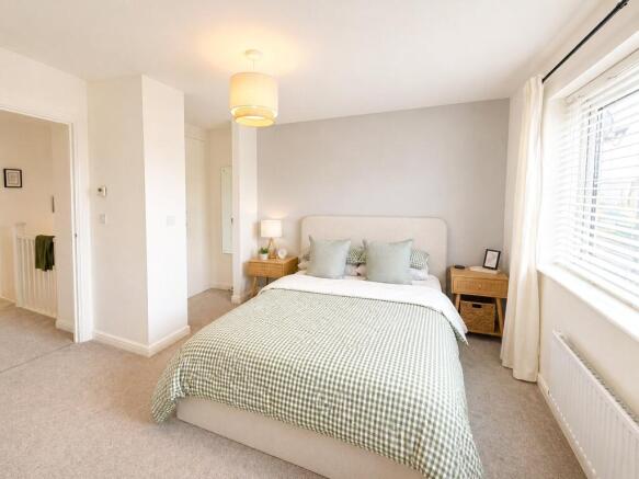 4 bed Detached for sale Image 12
