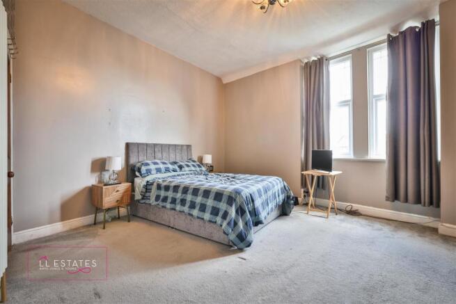 Bedroom 1..jpg