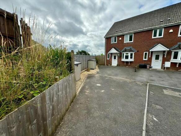 Driveway With Off
