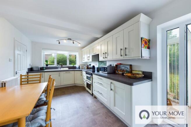 Kitchen / Breakfast