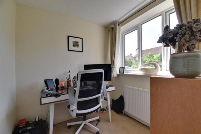 4 bed Detached for sale Image 5
