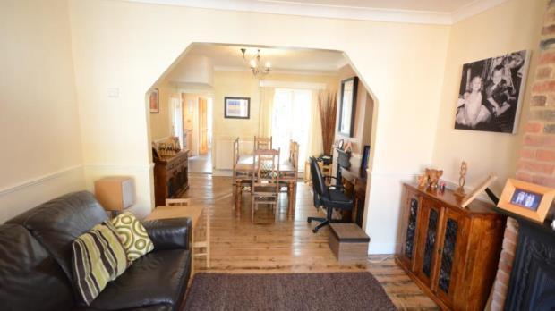 Lounge 2