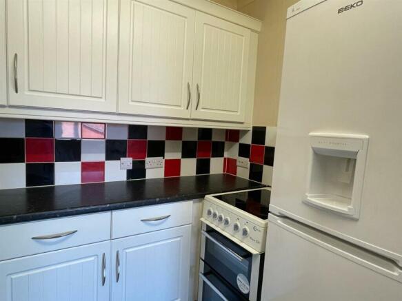 kitchen1.jpg
