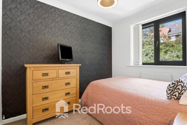 3 bed Semi-Detached for sale Image 9