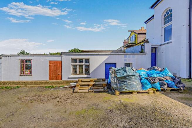 Porthmeor, Newport, Pembrokeshire SA42 0TD