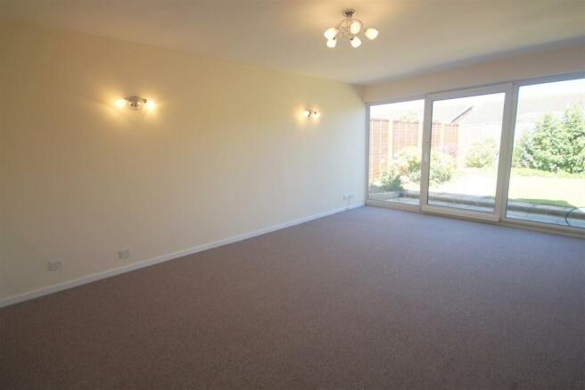 Lounge / Dining Room