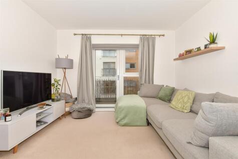 Sovereign Way, Tonbridge, Kent