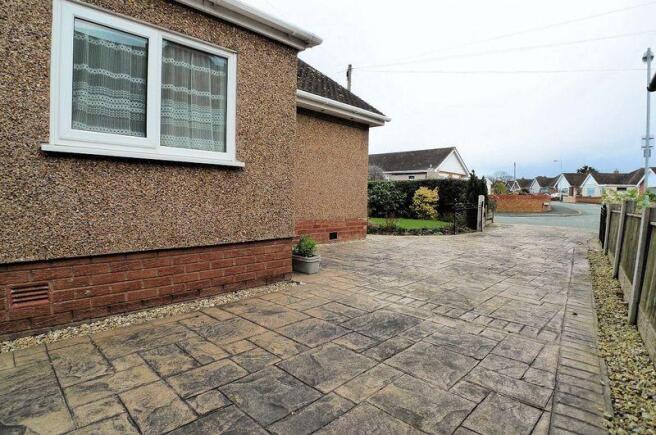 Driveway & F...
