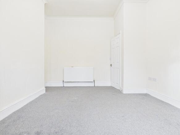 CAM03729G0-PR0167-STILL003