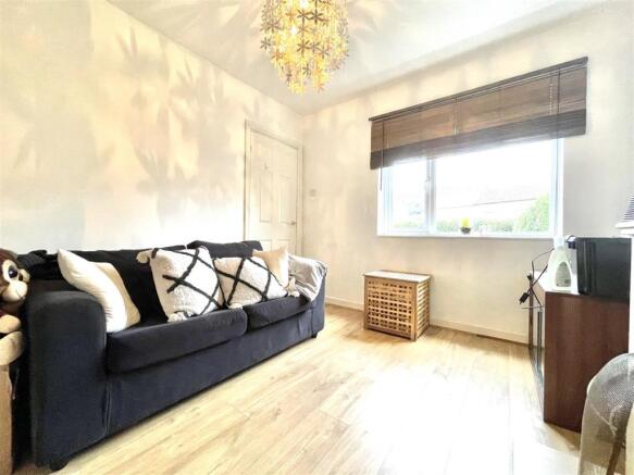 Dining/Bedroom Three