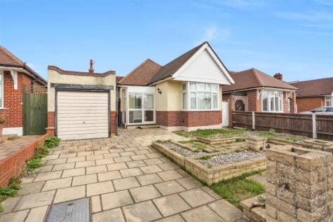 Meadow Walk, Ewell Court