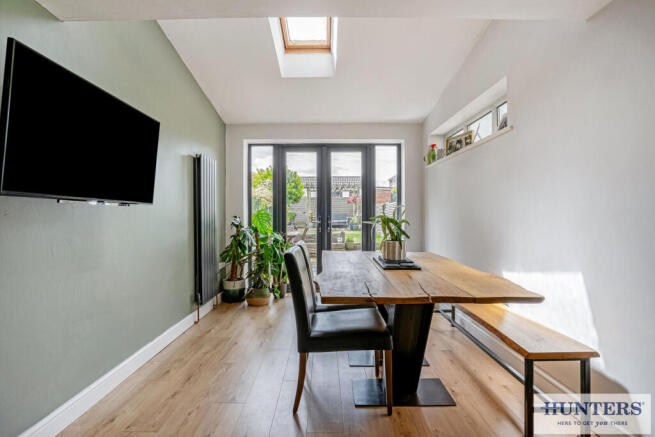 5 bed Terraced for sale Image 6