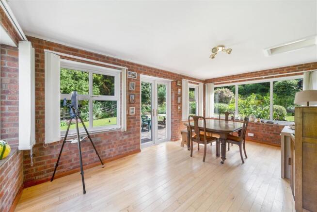 SUN ROOM