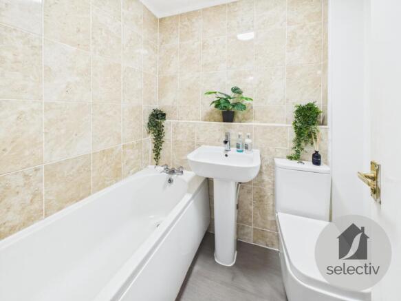 2 bed Town House for sale Image 7