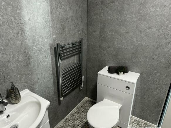 21 bed House Share to rent Image 6