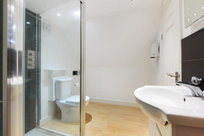 Ensuite