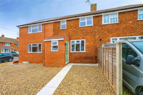 Blackthorn Drive, Luton, Bedfordshire, LU2