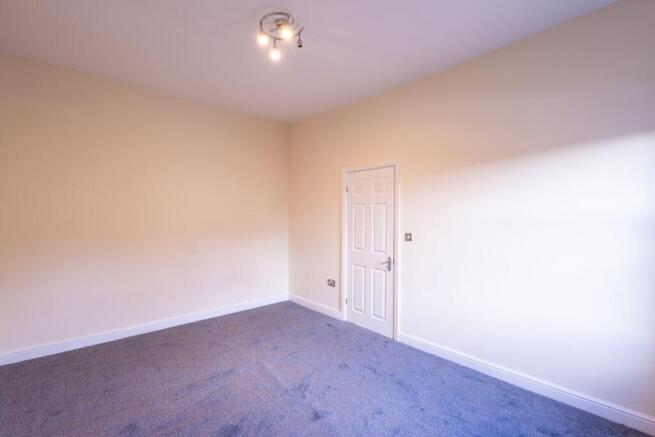 1 bed Terraced to rent Image 9