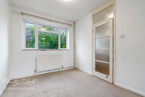 53, Carston Close, London SE12 8DY