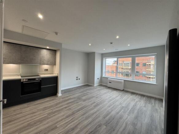 Living room pic 2.jpeg