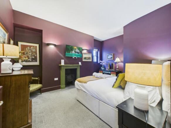 CAM03062G0-PR0218-STILL039