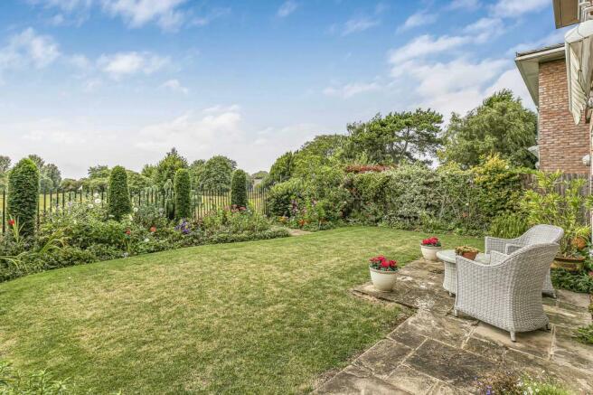 garden1.jpg